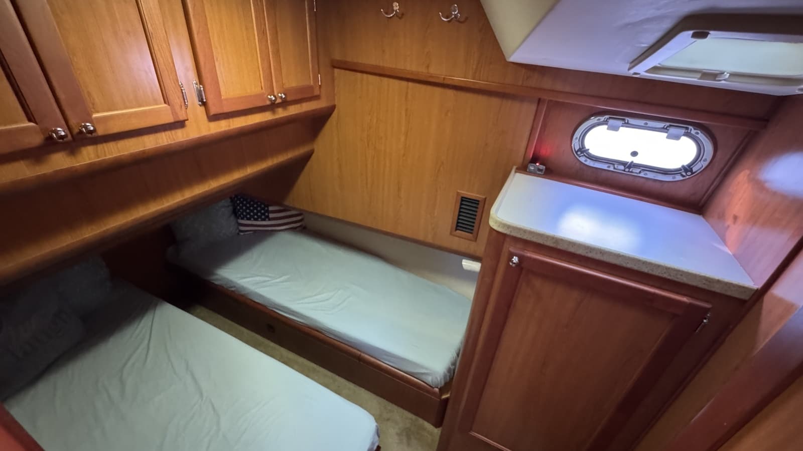 2008 Mainship 400 Trawler - Photo 50