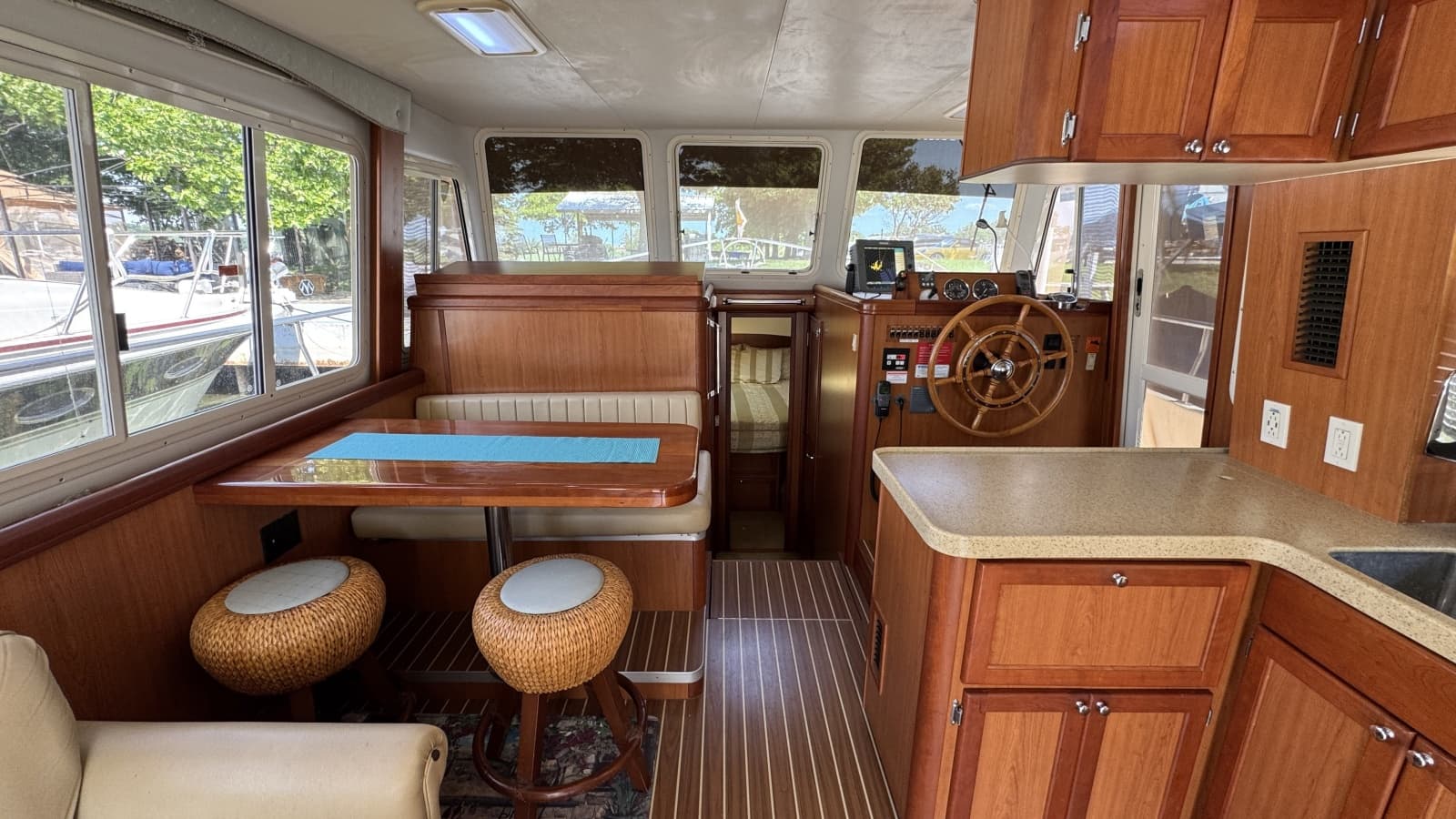 2008 Mainship 400 Trawler - Photo 27