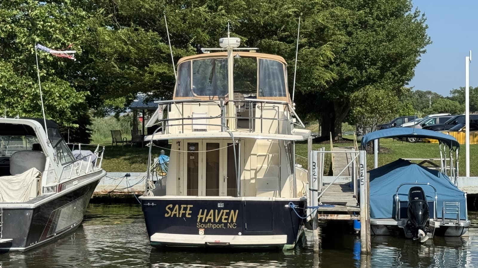 2008 Mainship 400 Trawler - Photo 2