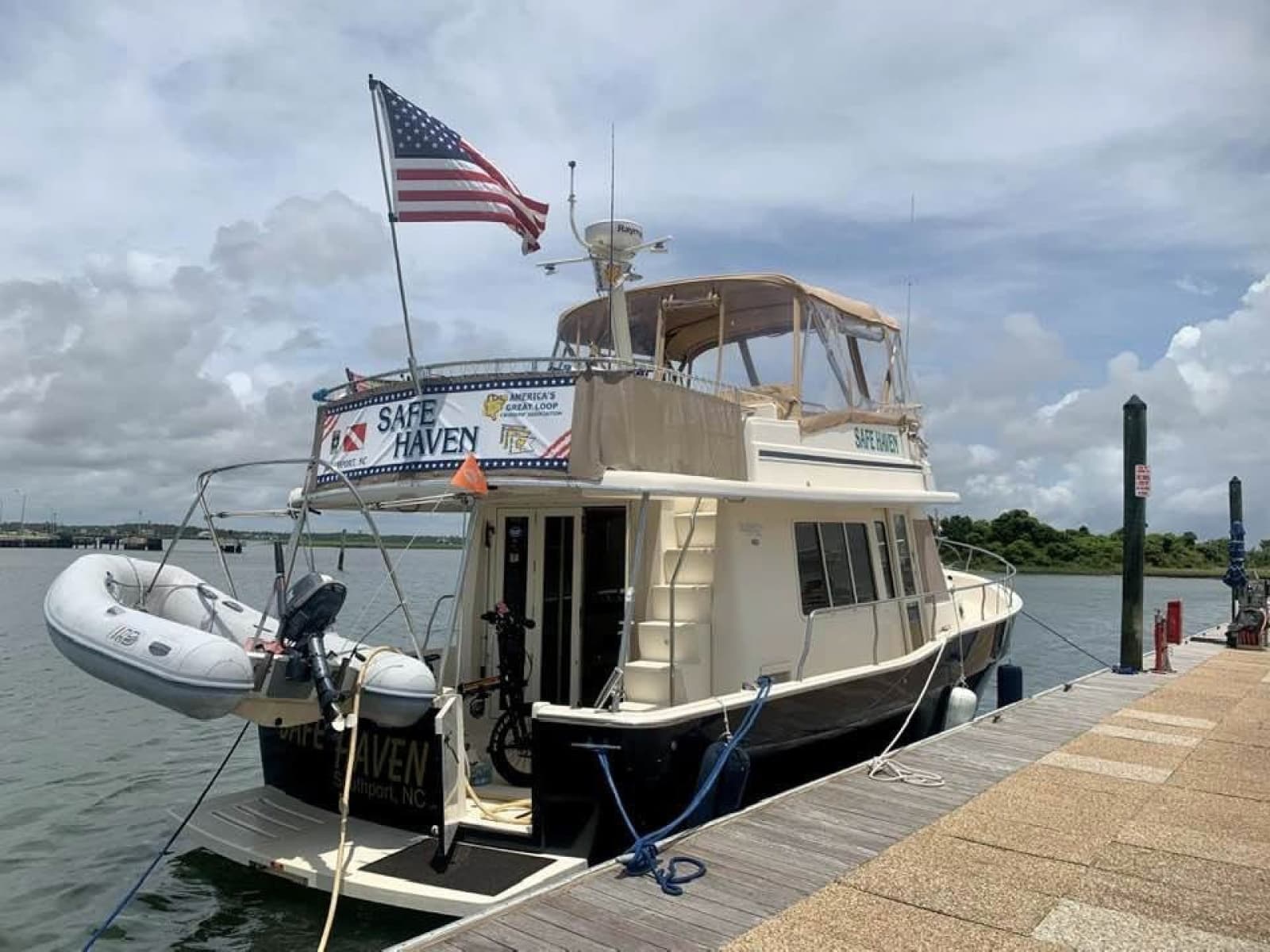 2008 Mainship 400 Trawler - Photo 5