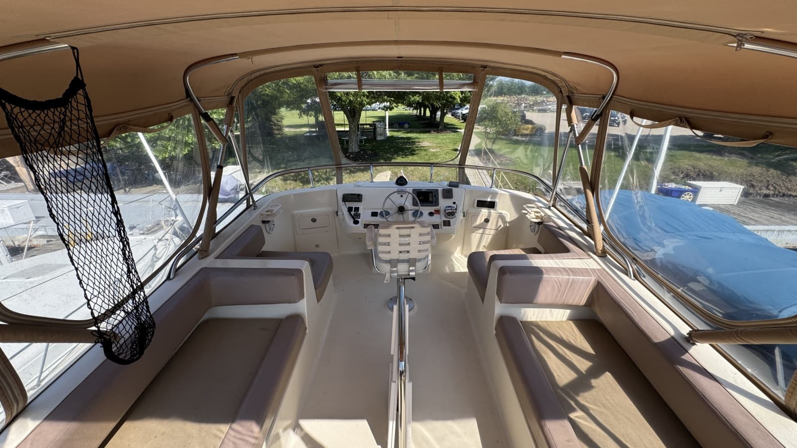 2008 Mainship 400 Trawler - Photo 11