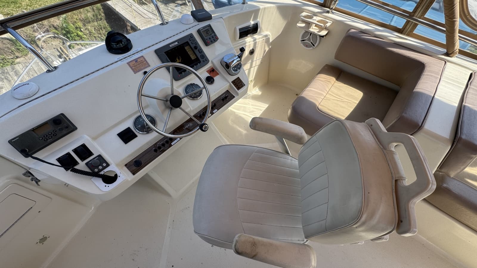 2008 Mainship 400 Trawler - Photo 17