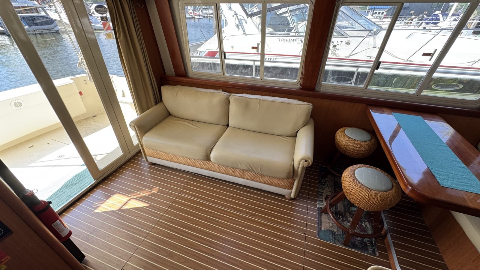 2008 Mainship 400 Trawler - Photo 29