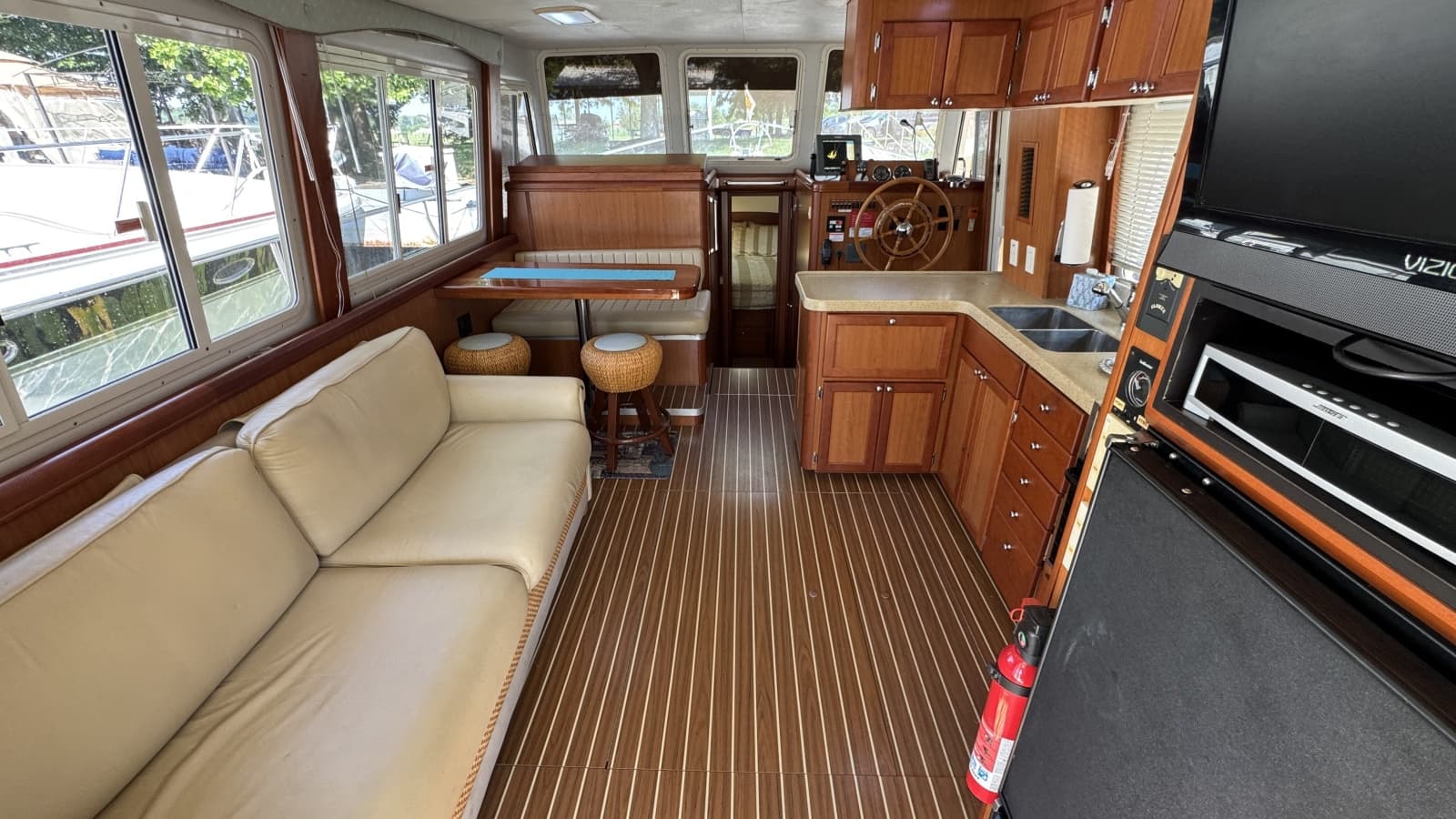 2008 Mainship 400 Trawler - Photo 24