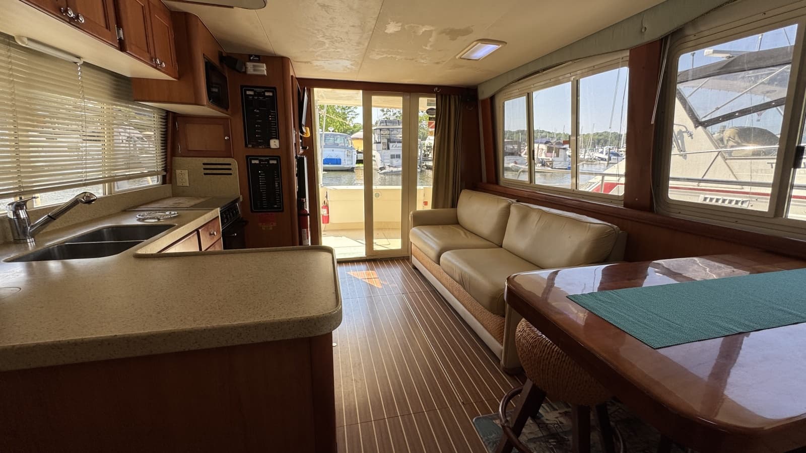 2008 Mainship 400 Trawler - Photo 40