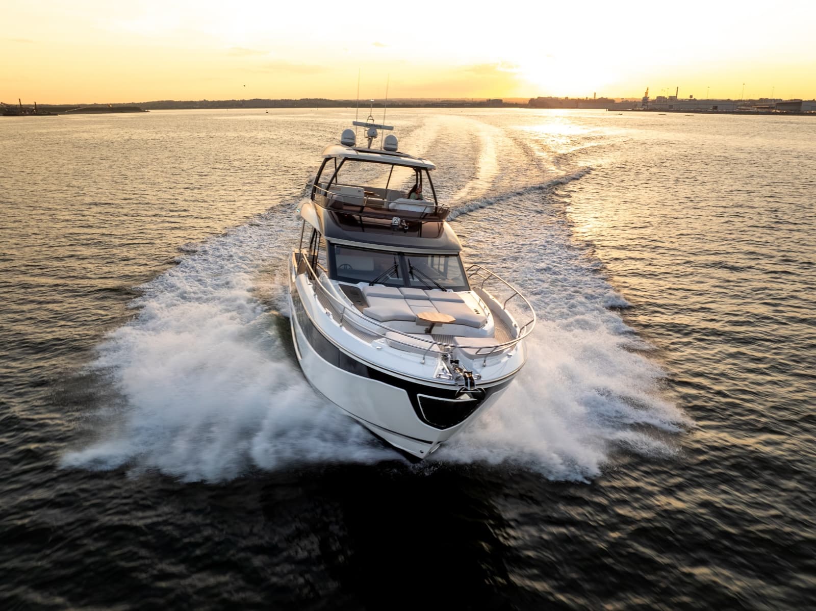 2026 Prestige F5.7 - Photo 5