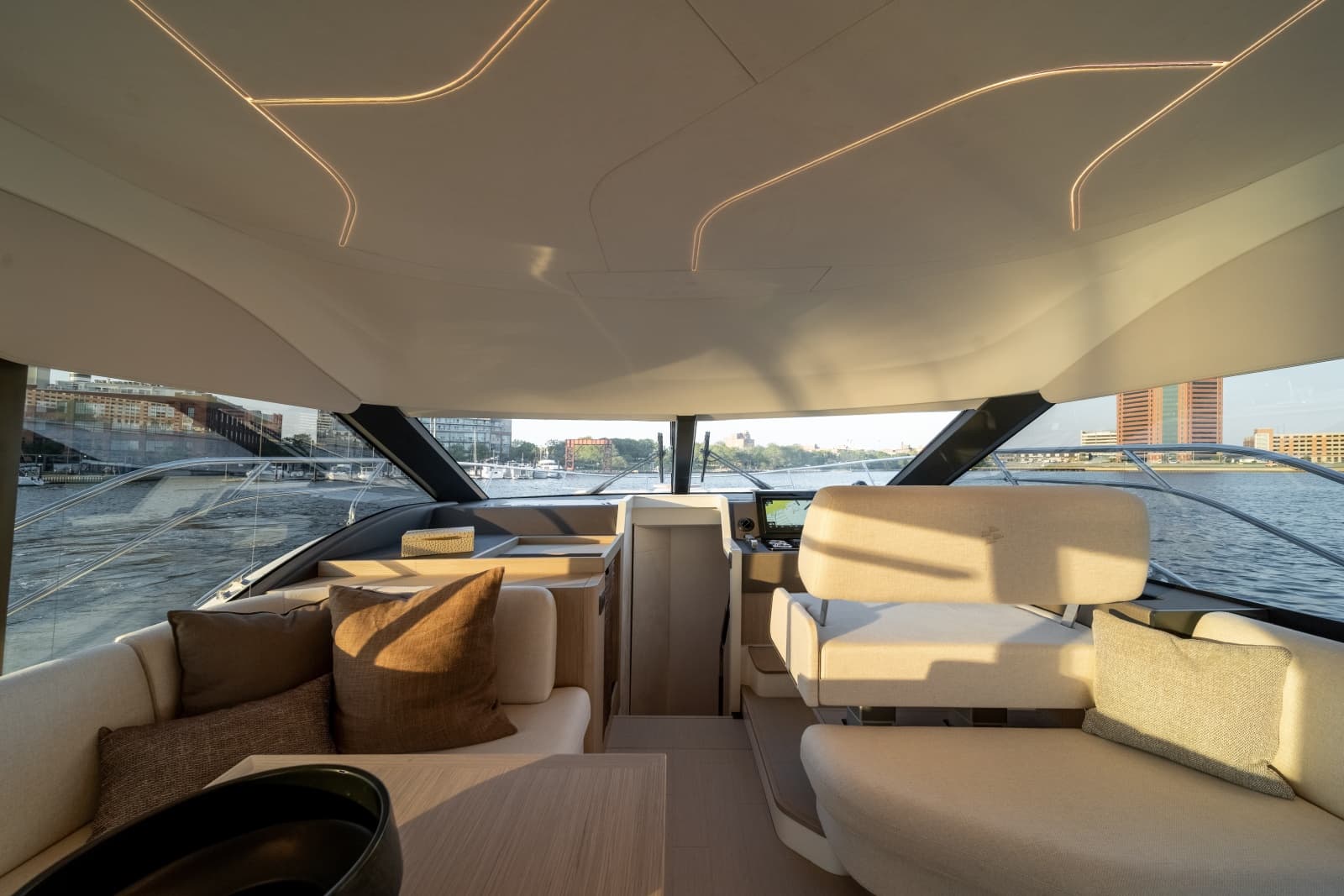 2026 Prestige F5.7 - Photo 14