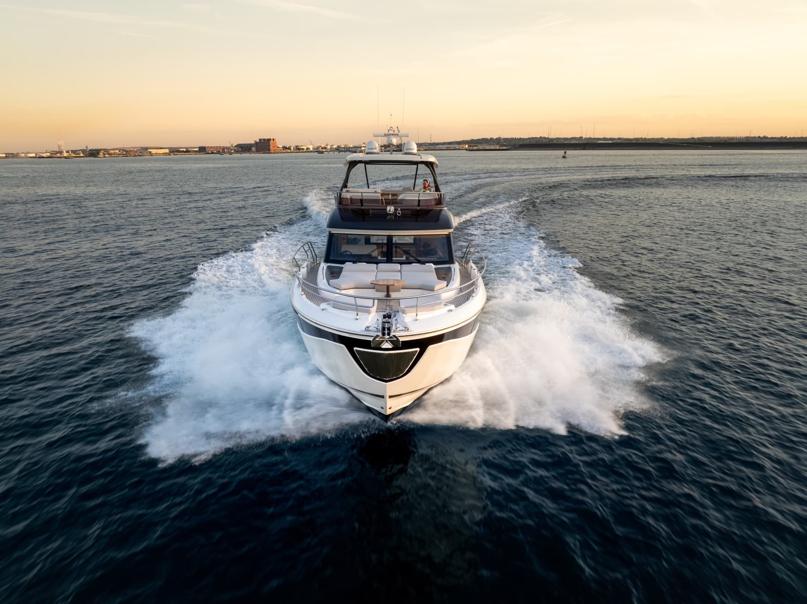 2026 Prestige F5.7 - Photo 6