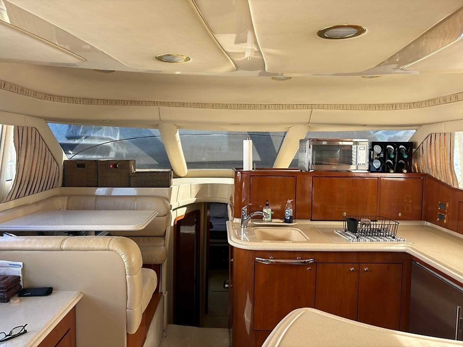 2000 Sea Ray 560 Sedan Bridge - Photo 31