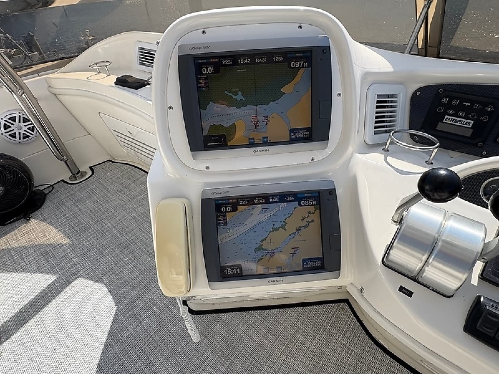 2000 Sea Ray 560 Sedan Bridge - Photo 8