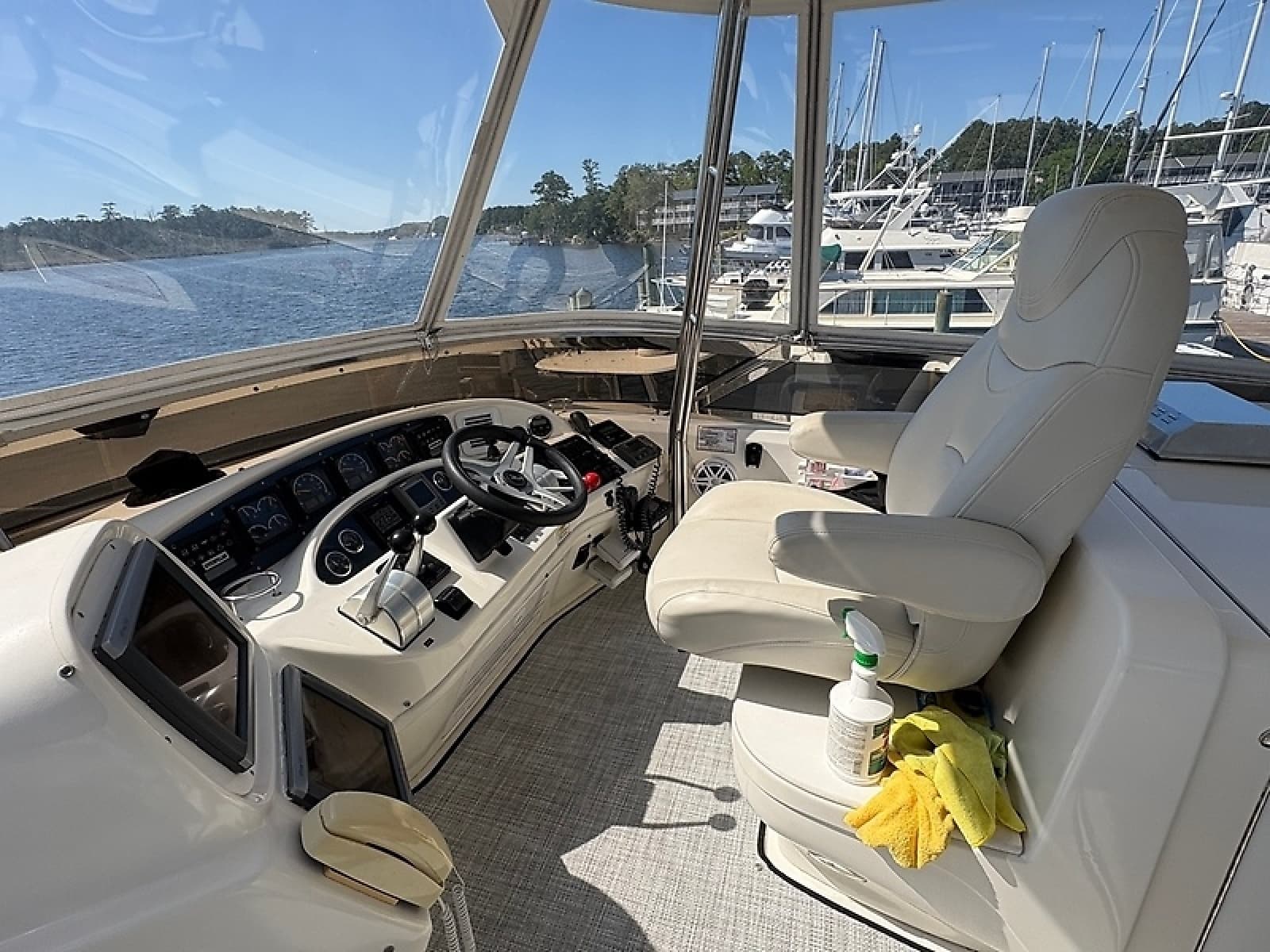 2000 Sea Ray 560 Sedan Bridge - Photo 10