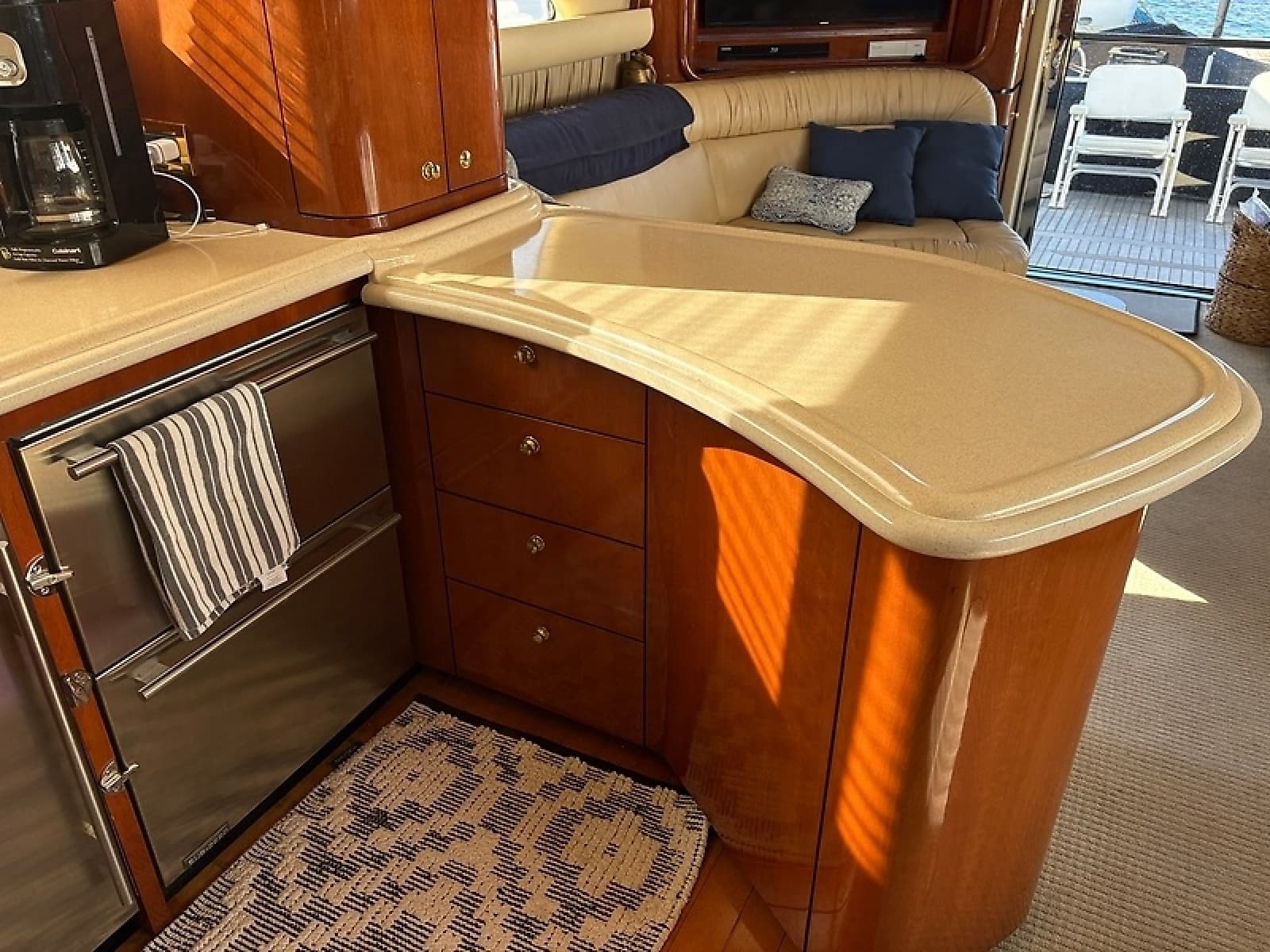 2000 Sea Ray 560 Sedan Bridge - Photo 38