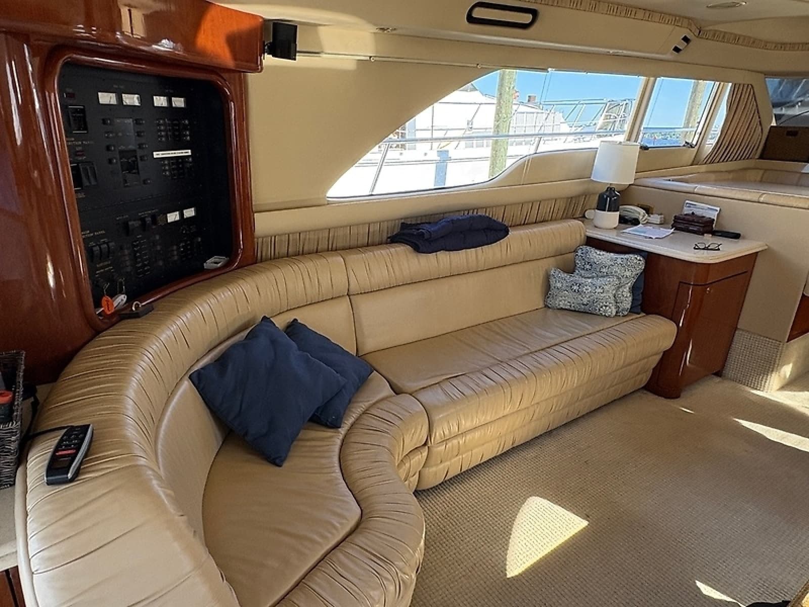 2000 Sea Ray 560 Sedan Bridge - Photo 42
