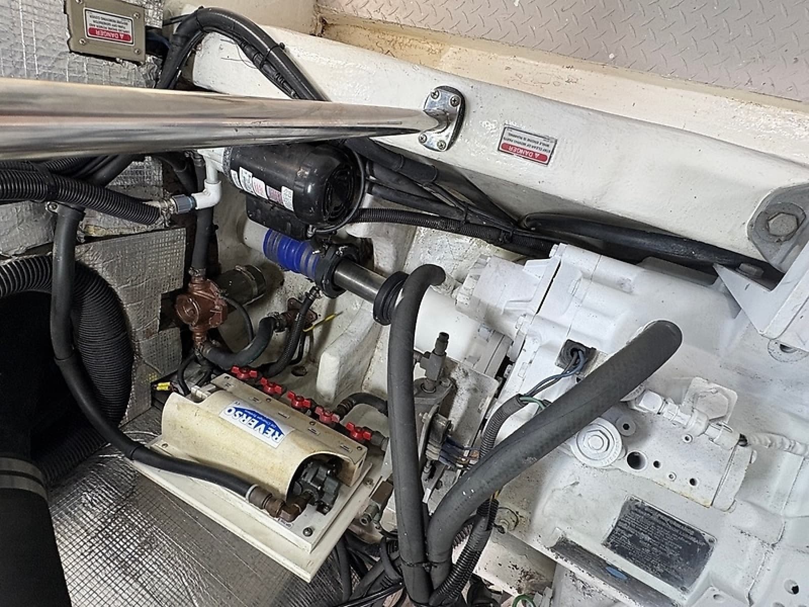 2000 Sea Ray 560 Sedan Bridge - Photo 51