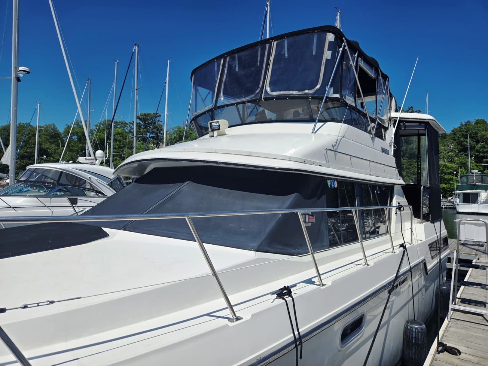 1989 Carver 3807 - Photo 4