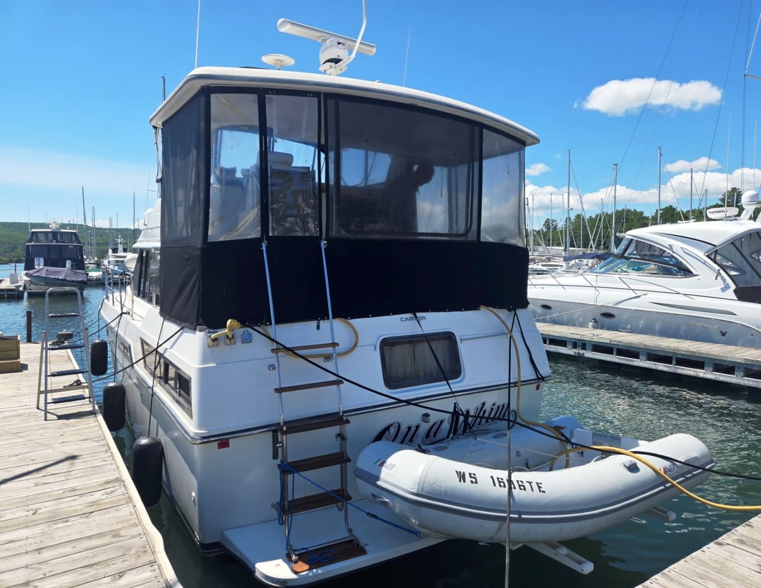 1989 Carver 3807 - Photo 2
