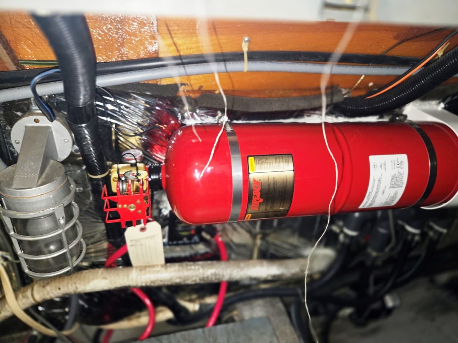 1989 Carver 3807 - Photo 26