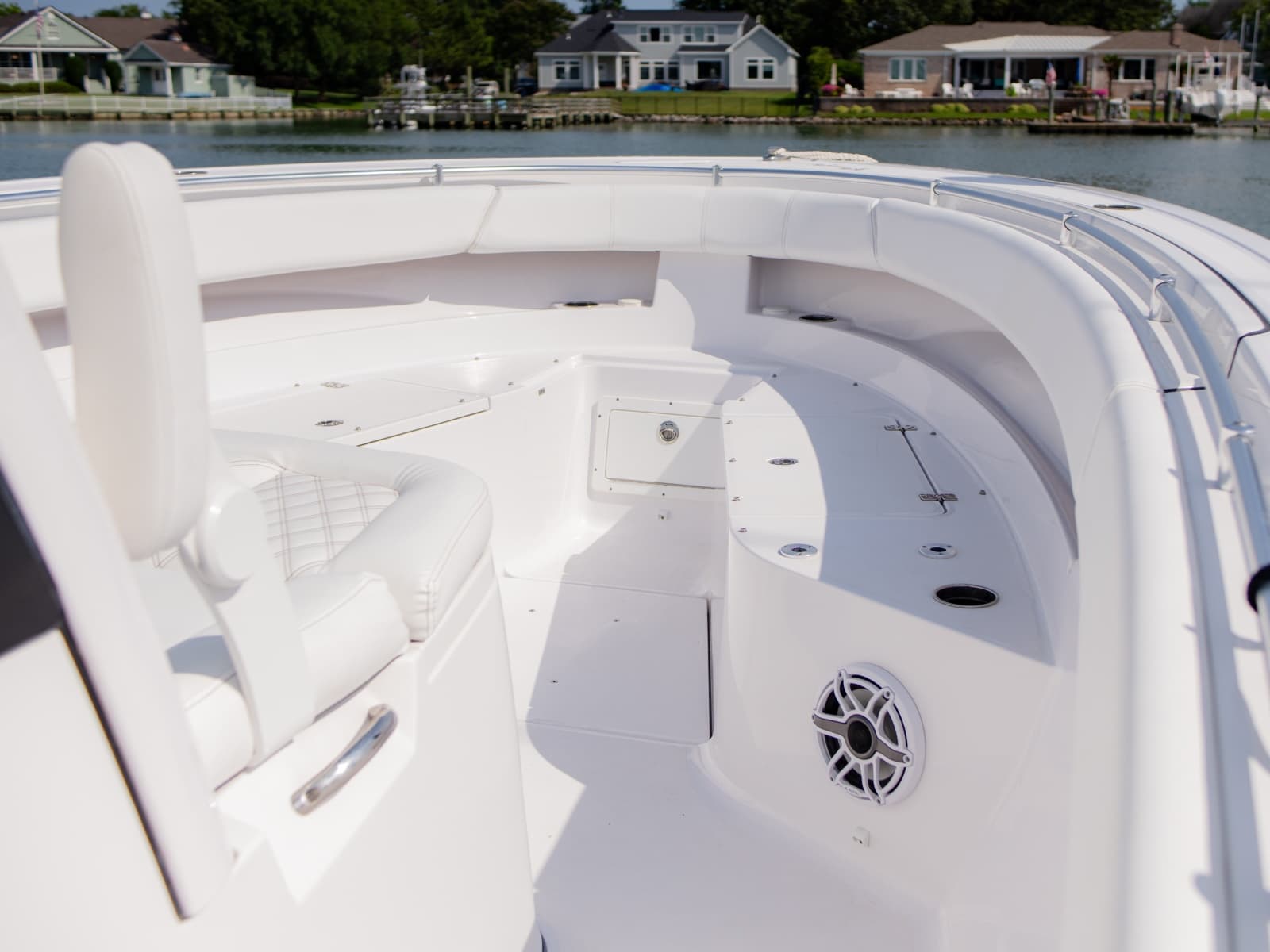 2025 Sportsman 322 Center Console - Photo 7