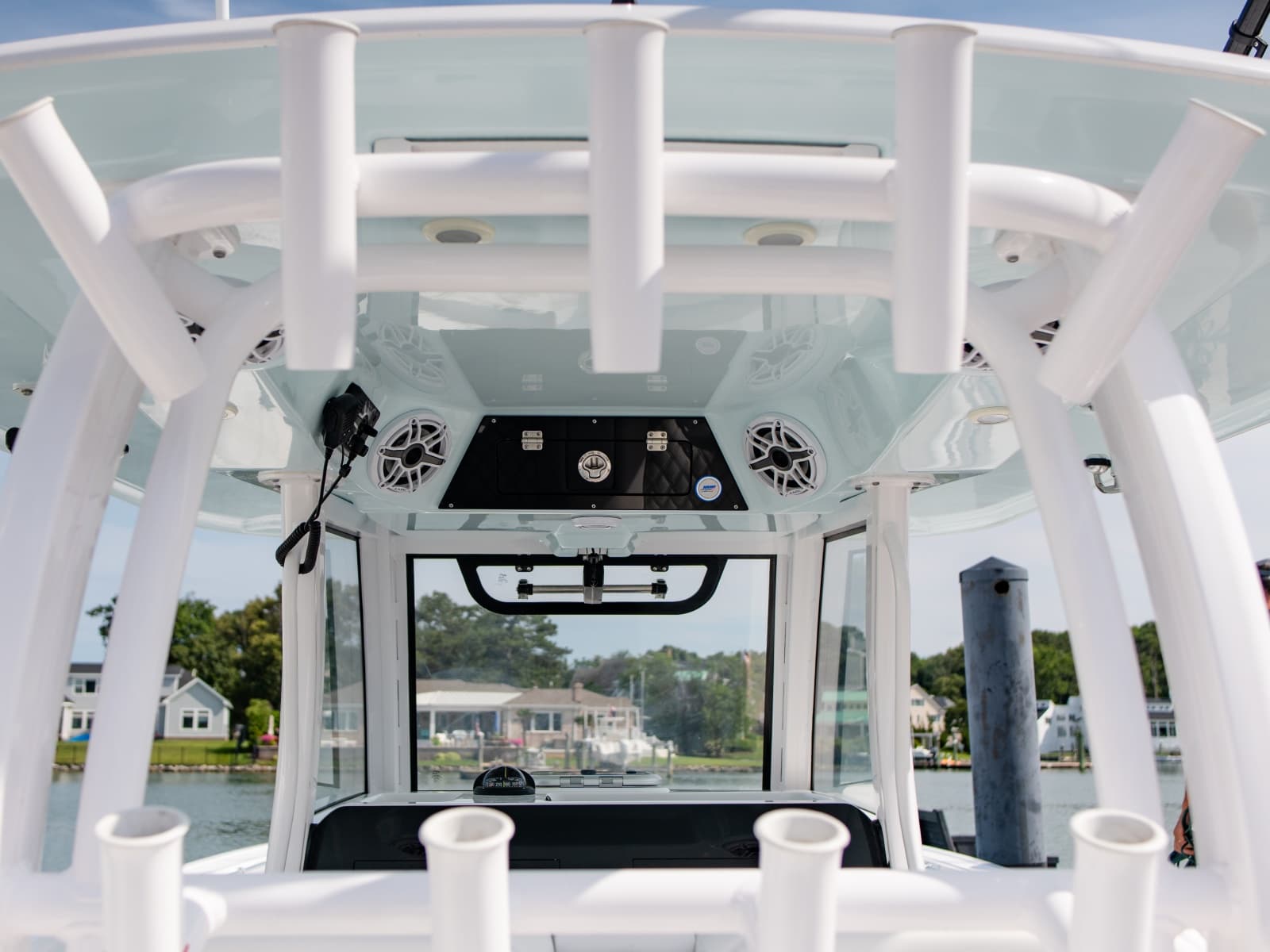 2025 Sportsman 322 Center Console - Photo 6