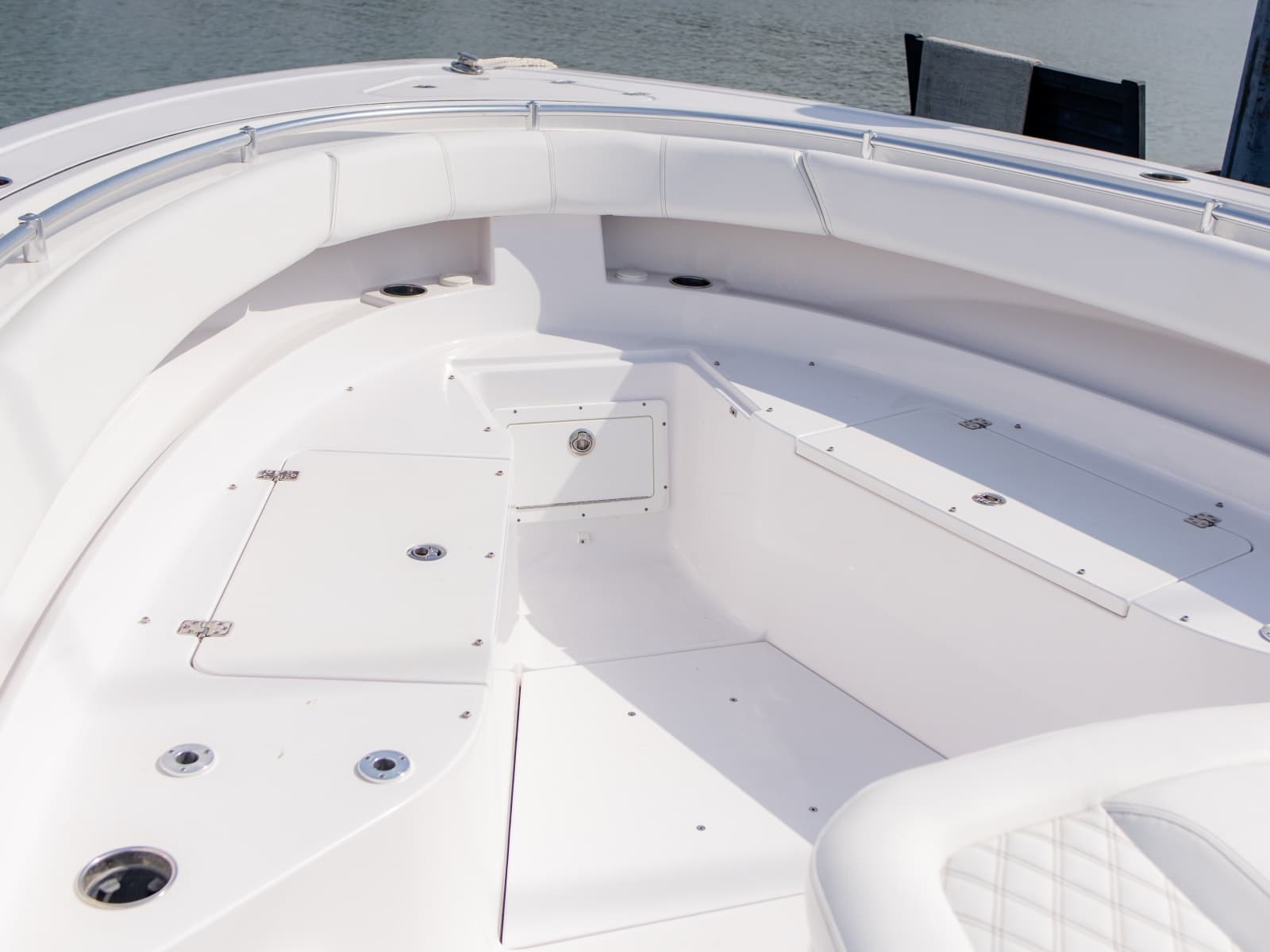 2025 Sportsman 322 Center Console - Photo 8
