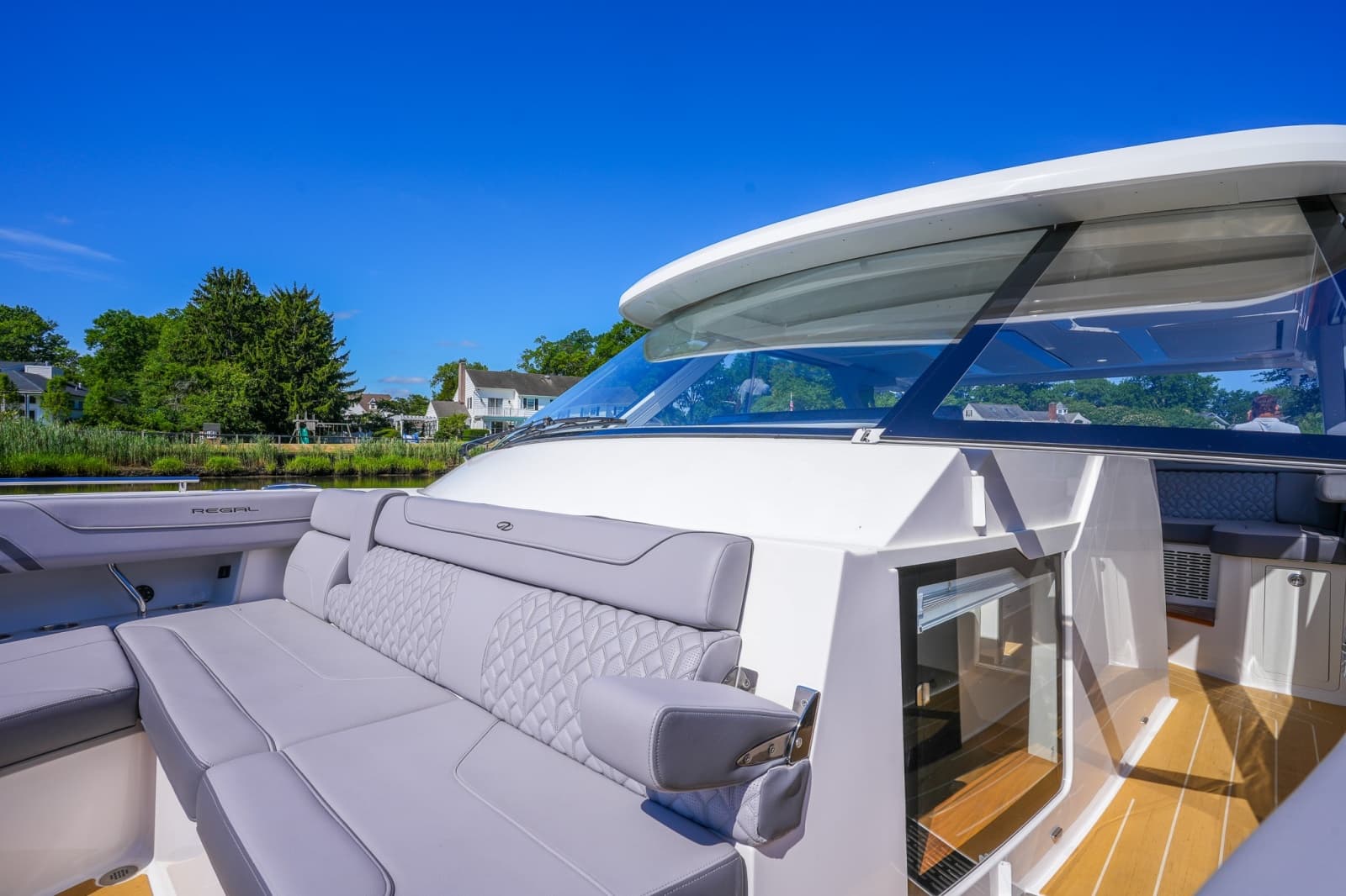 2025 Regal LX43 - Photo 40