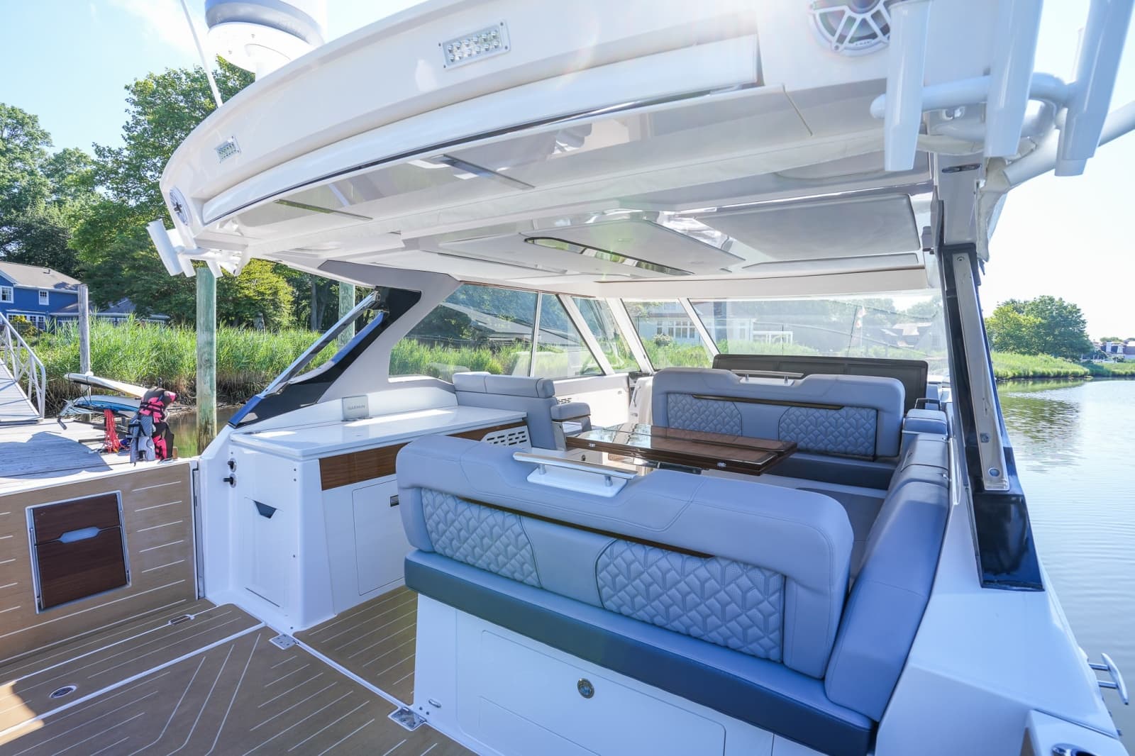 2025 Regal LX43 - Photo 15