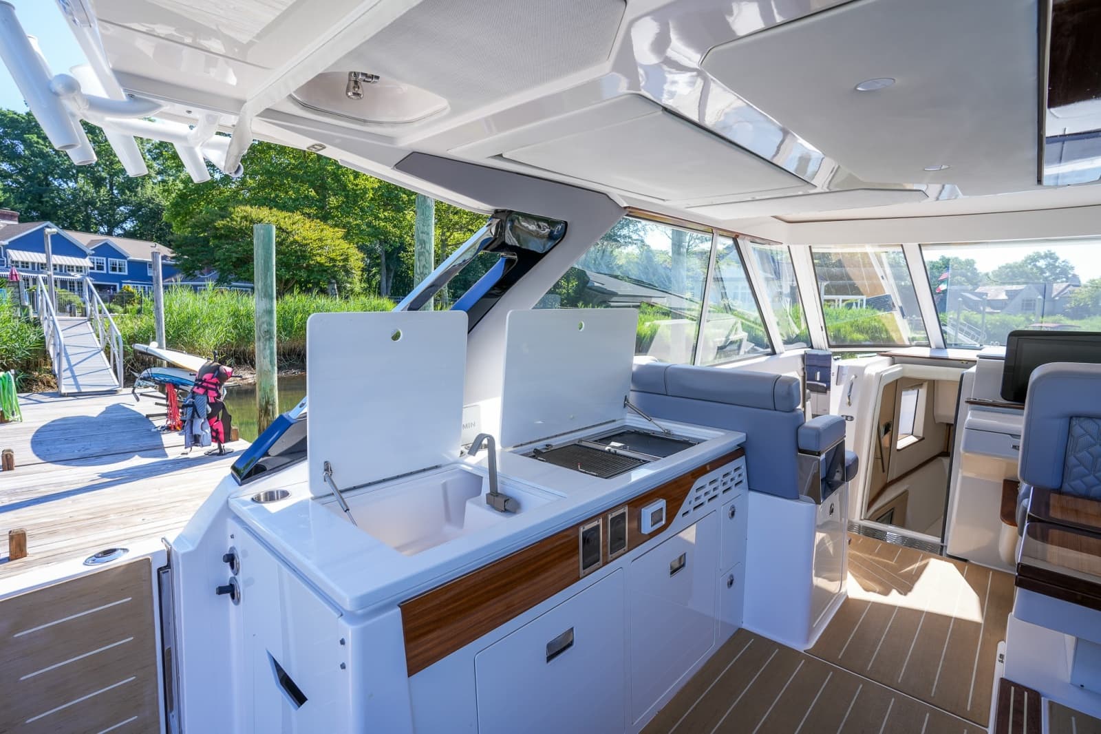 2025 Regal LX43 - Photo 20