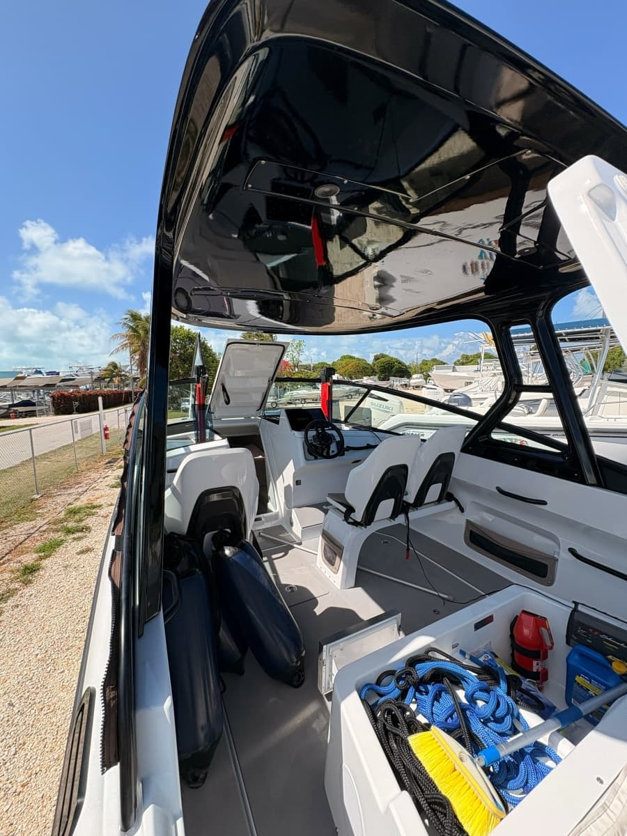 2025 Candela C-8 T-top - Photo 5