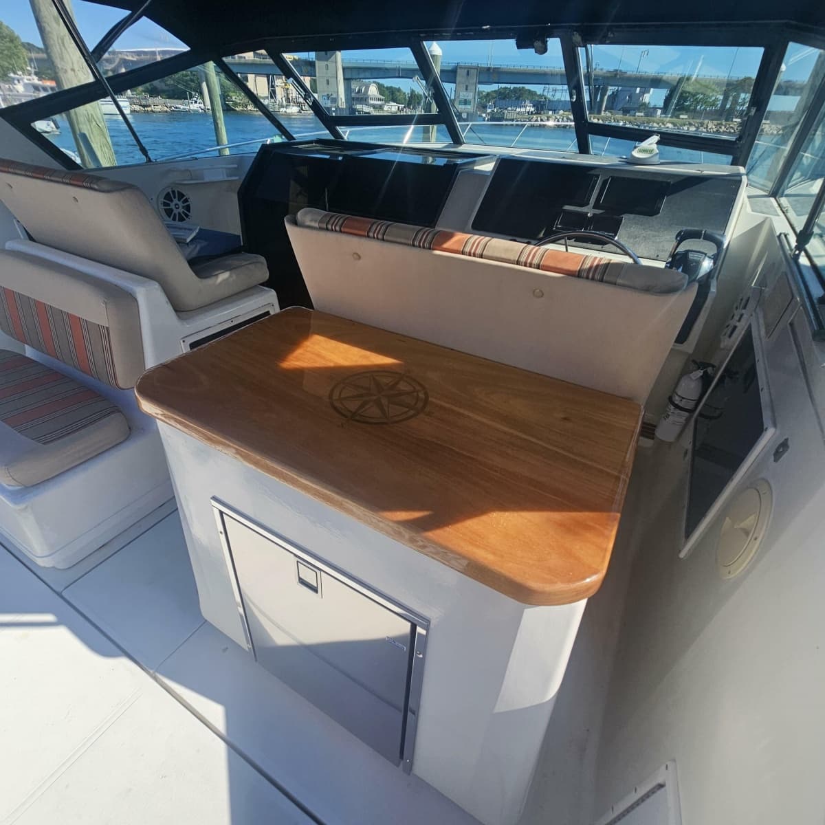 1988 Tiara Yachts  - Photo 10