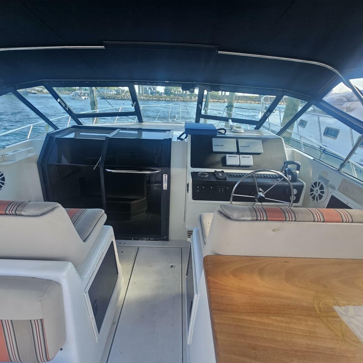 1988 Tiara Yachts  - Photo 6
