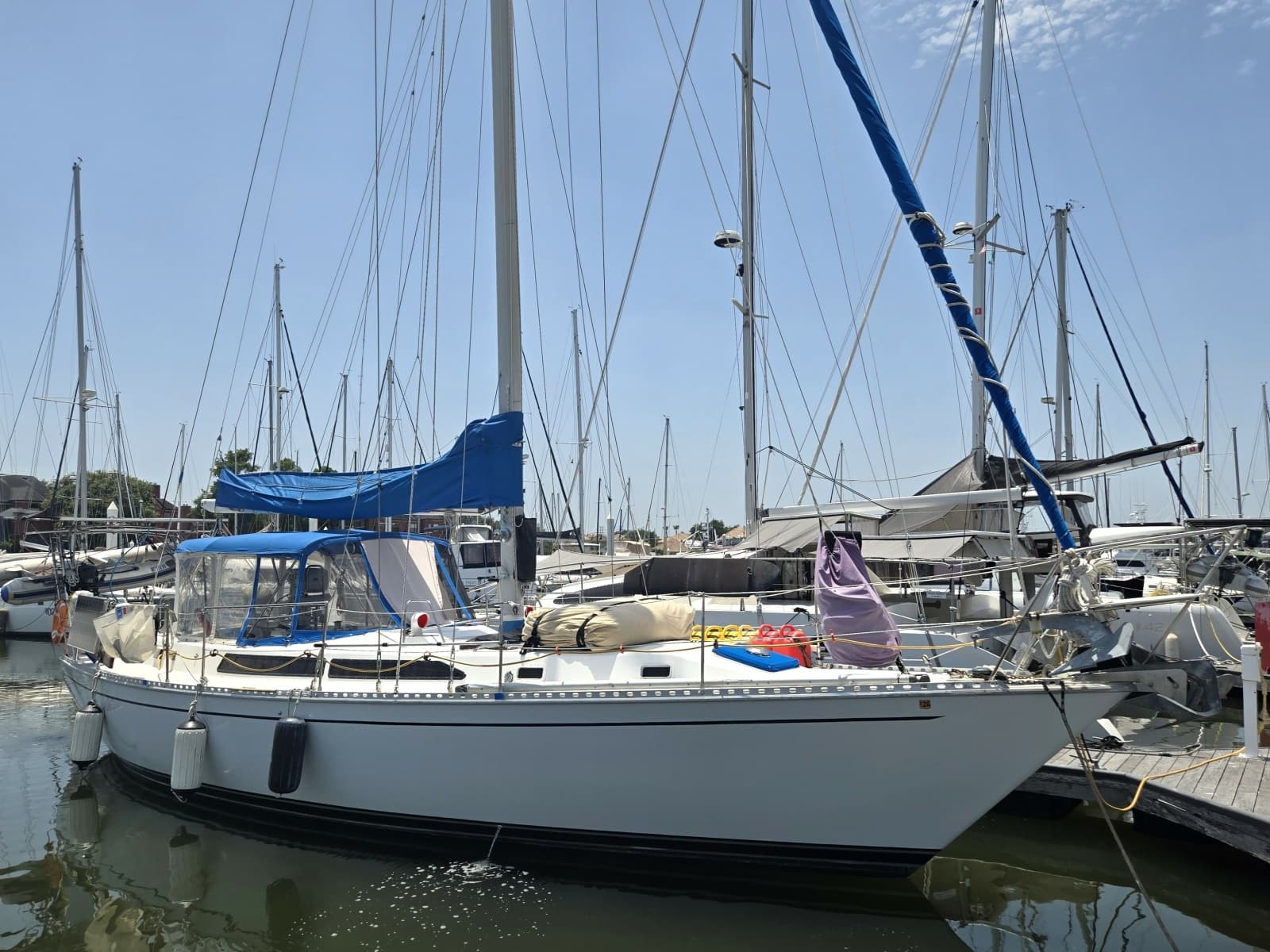1985 Gulfstar Hirsch 45 - Photo 2