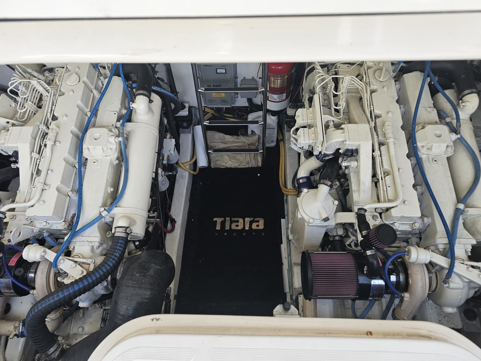 2003 Tiara Yachts 3800 Open - Photo 17