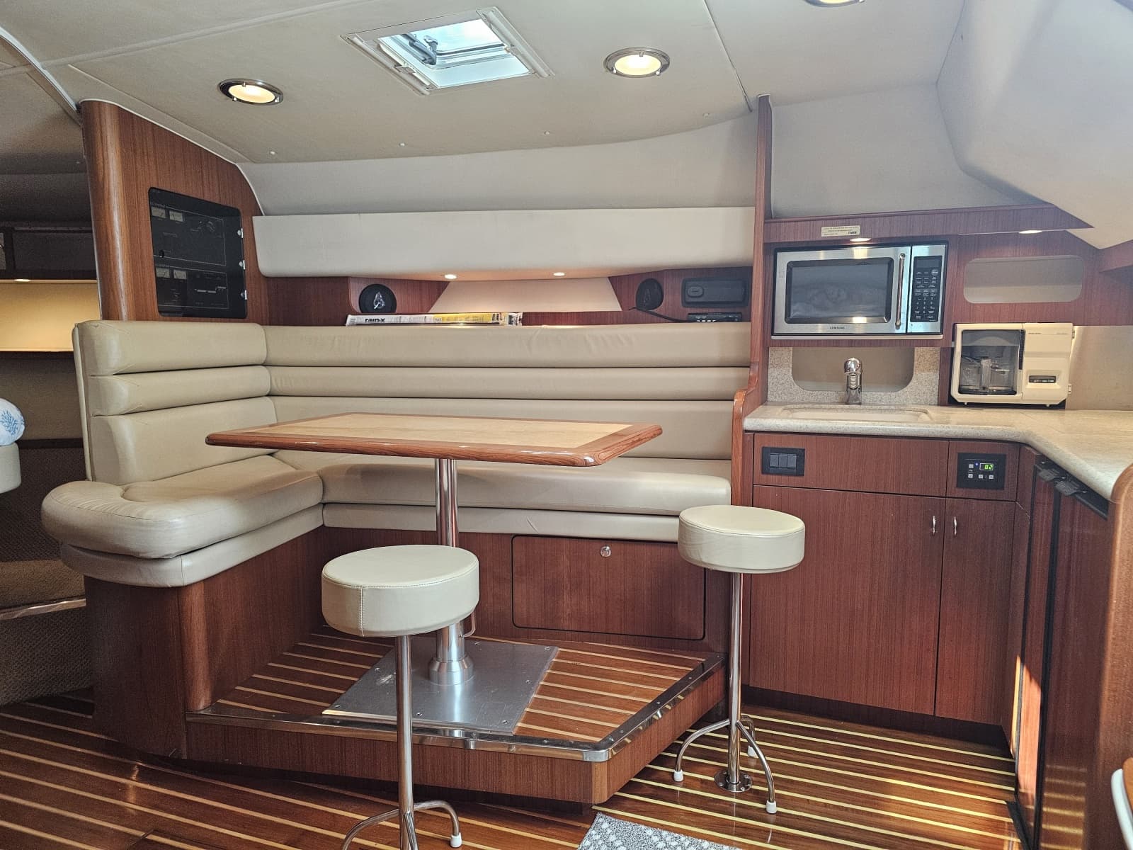 2003 Tiara Yachts 3800 Open - Photo 7