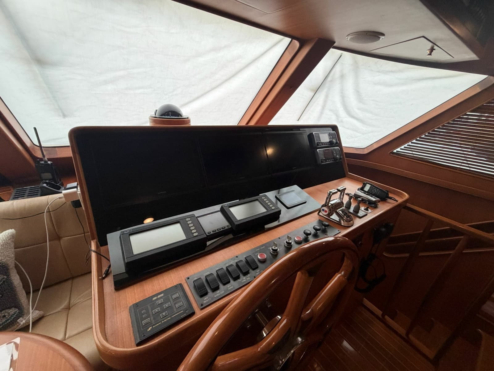 2007 Marlow Explorer 53C - Photo 16