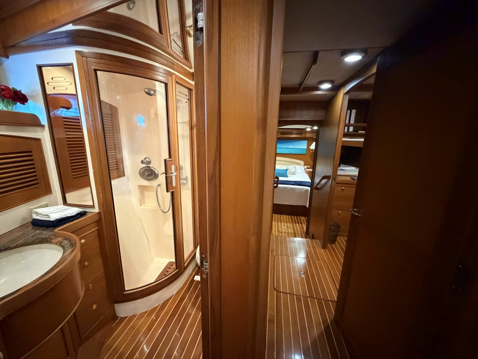 2007 Marlow Explorer 53C - Photo 29