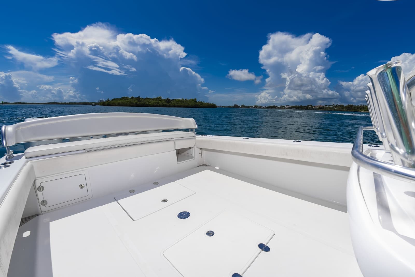 2014 Bahama 41 - Photo 17