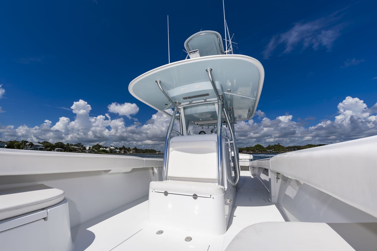 2014 Bahama 41 - Photo 40