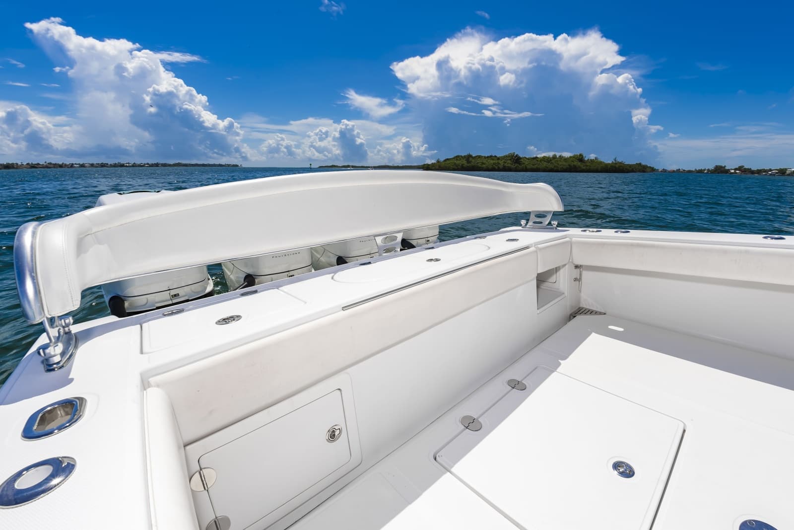 2014 Bahama 41 - Photo 21