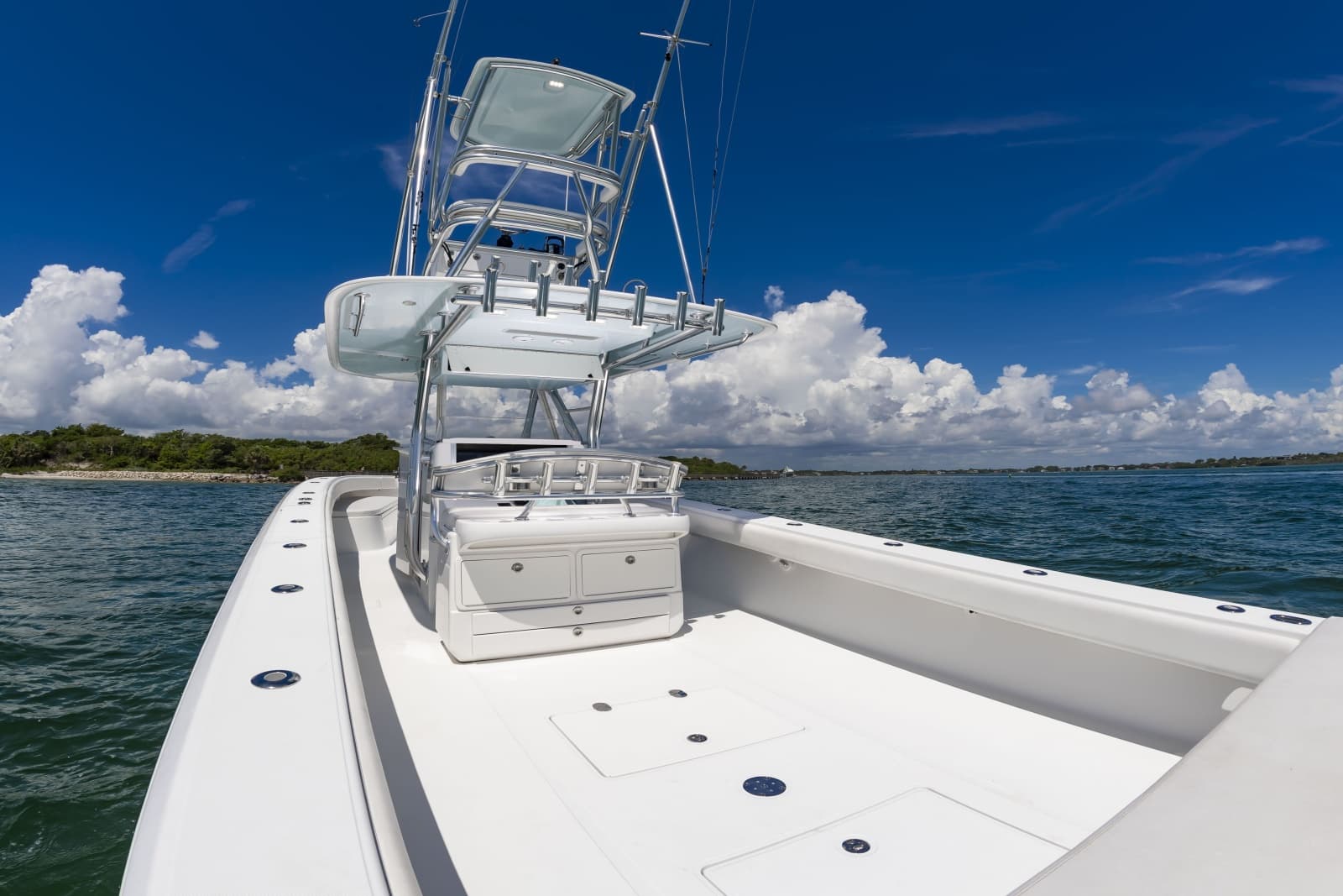 2014 Bahama 41 - Photo 24