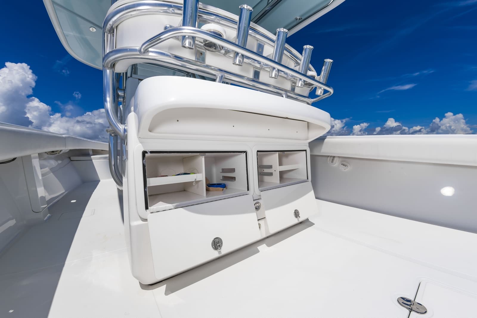 2014 Bahama 41 - Photo 28