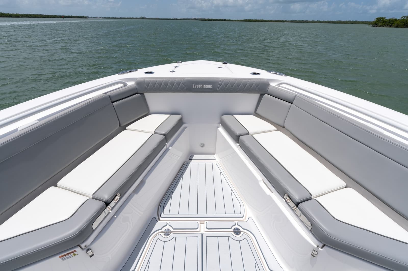 2023 Everglades 395 Center Console - Photo 35
