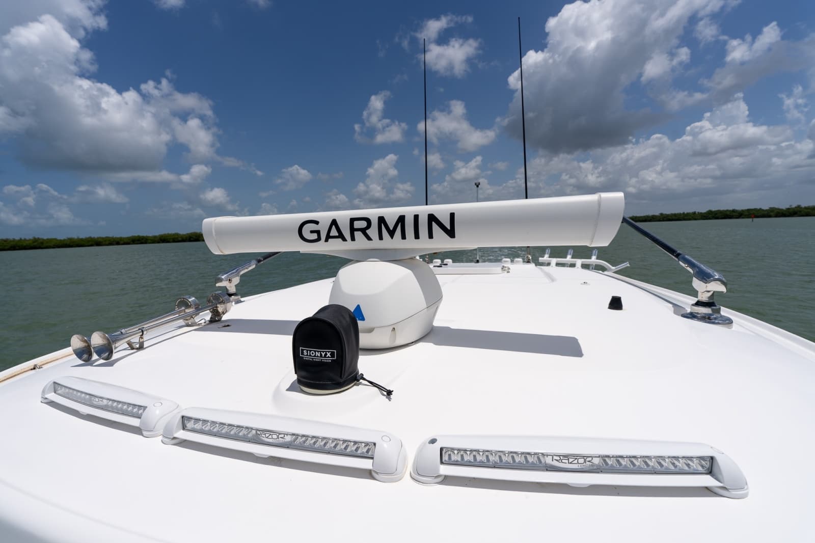 2023 Everglades 395 Center Console - Photo 44