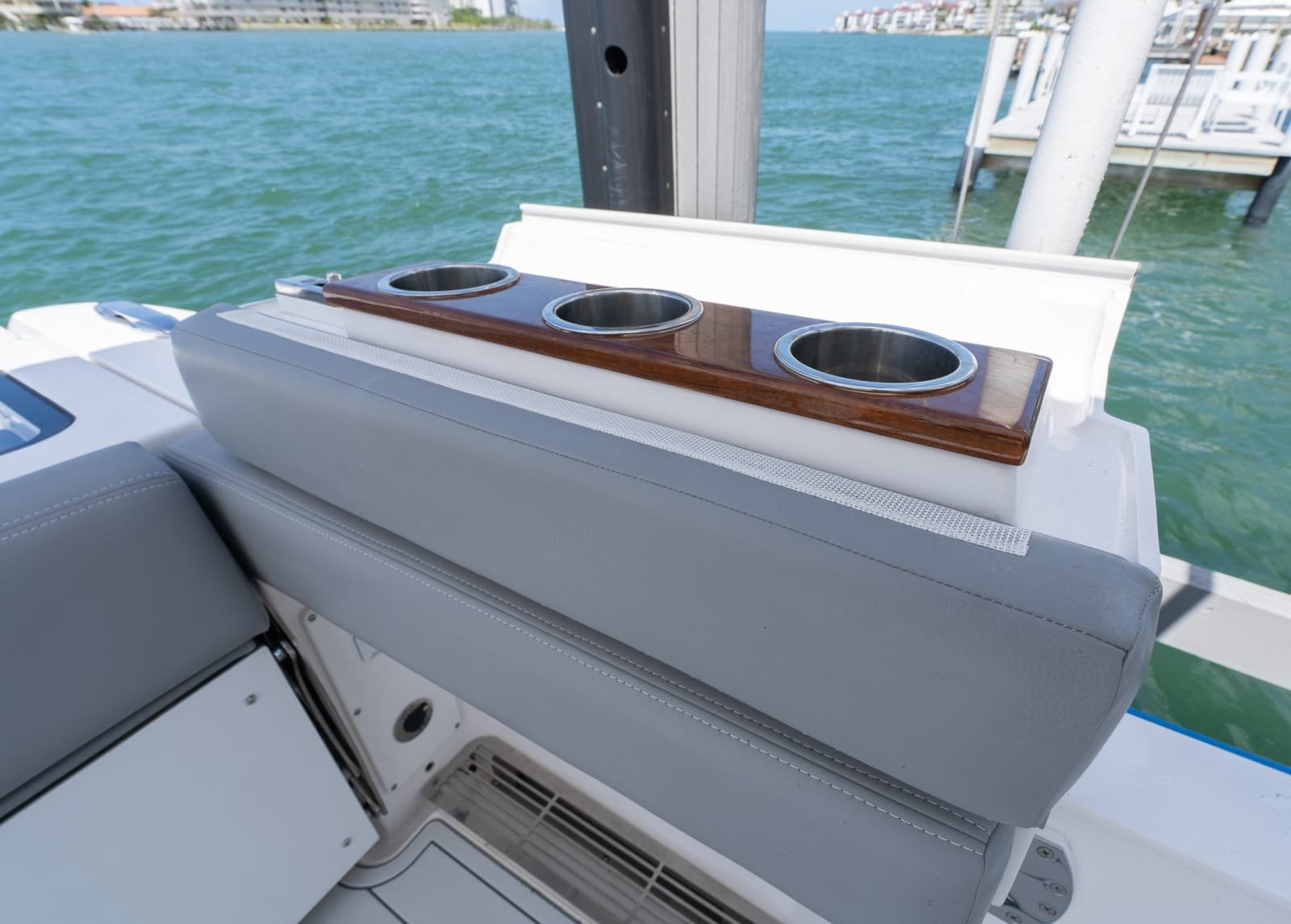 2023 Everglades 395 Center Console - Photo 4