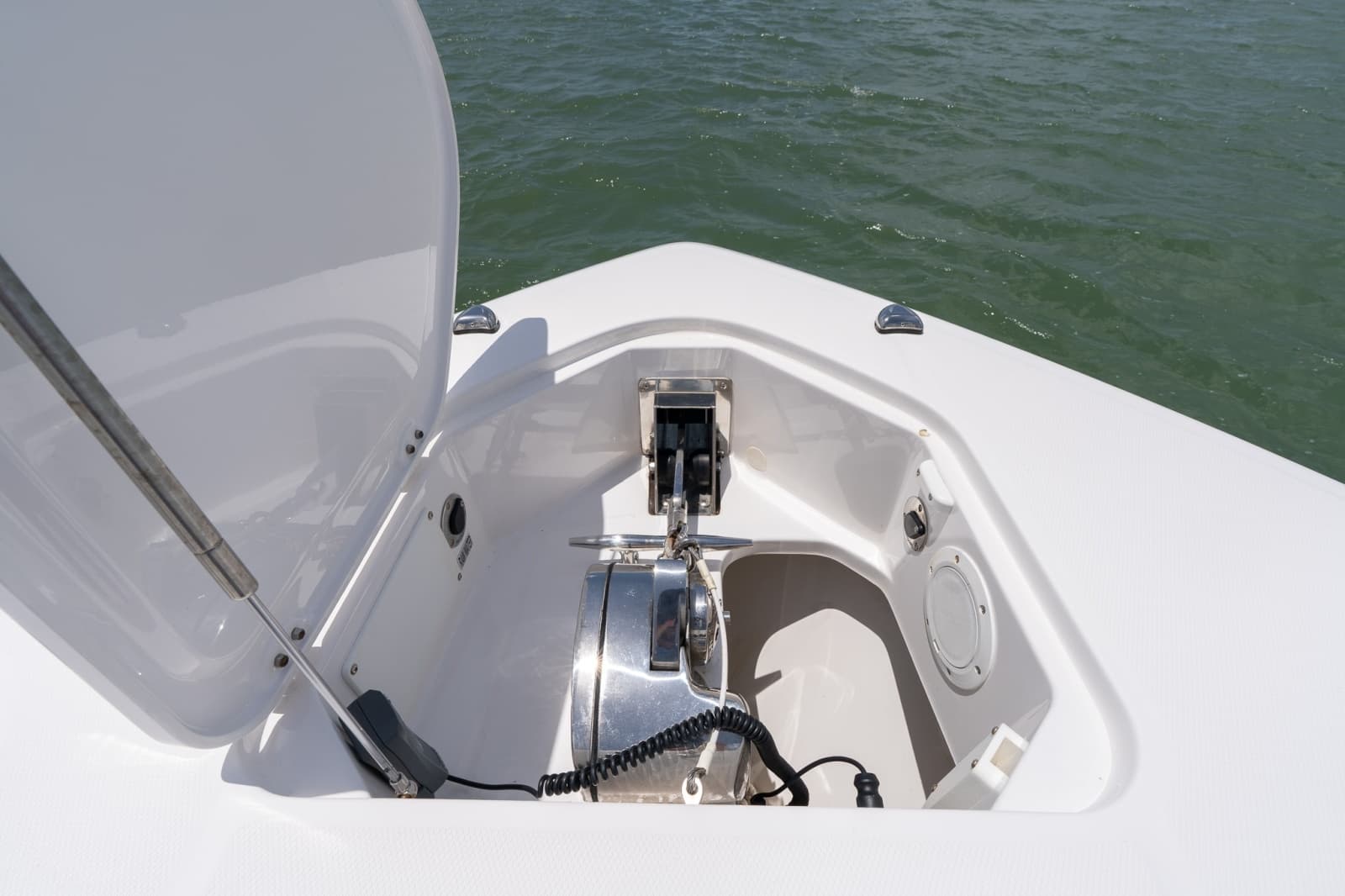 2023 Everglades 395 Center Console - Photo 39