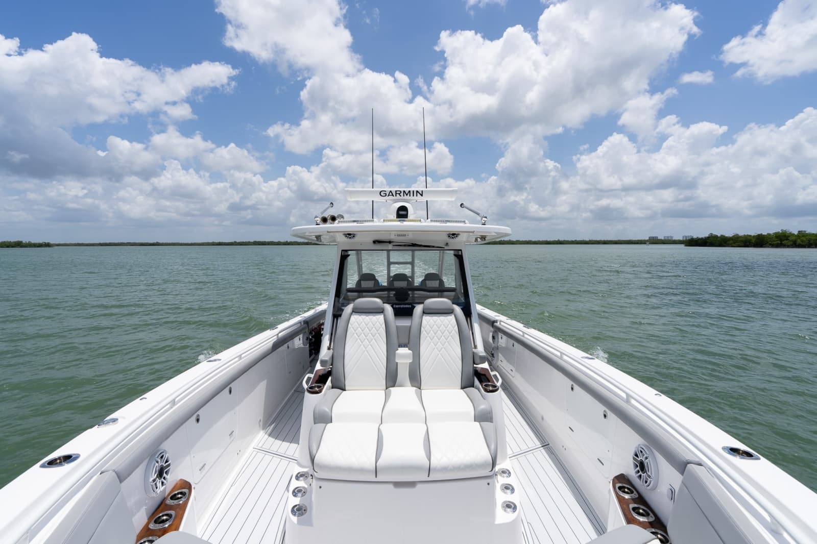 2023 Everglades 395 Center Console - Photo 38
