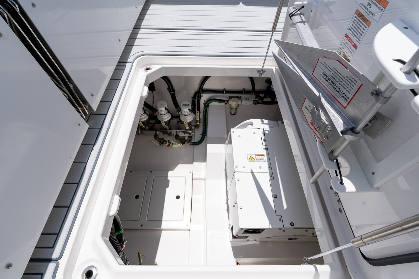 2023 Everglades 395 Center Console - Photo 56