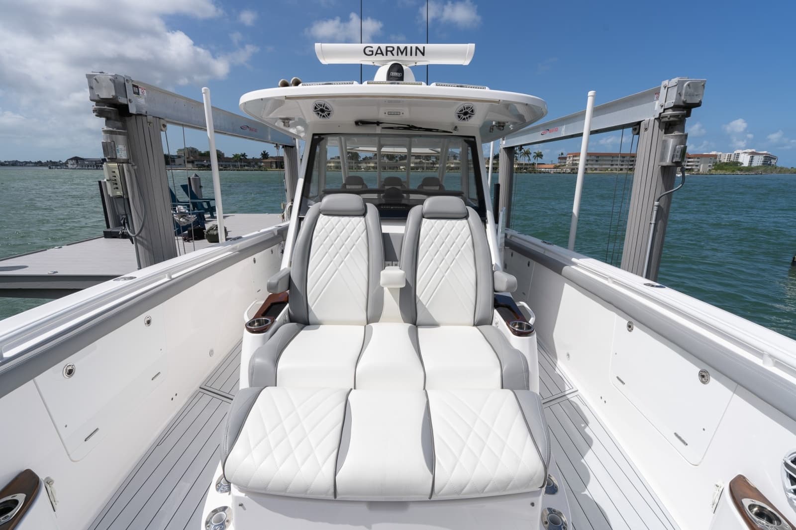 2023 Everglades 395 Center Console - Photo 29