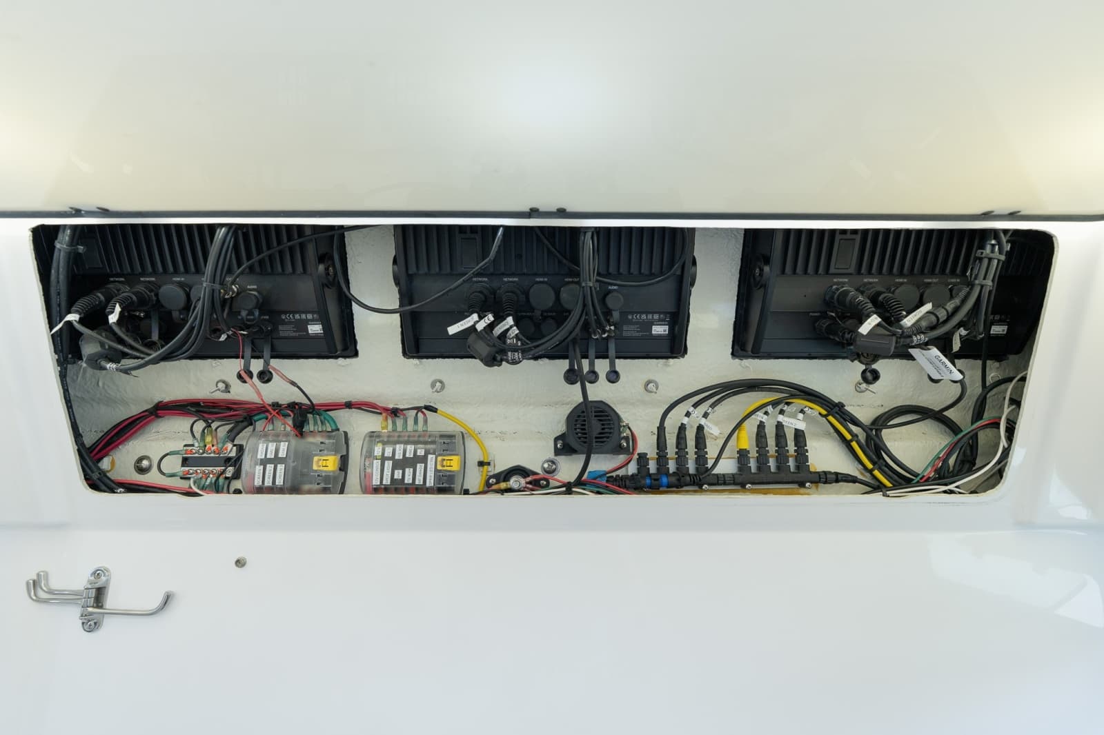 2023 Everglades 395 Center Console - Photo 54