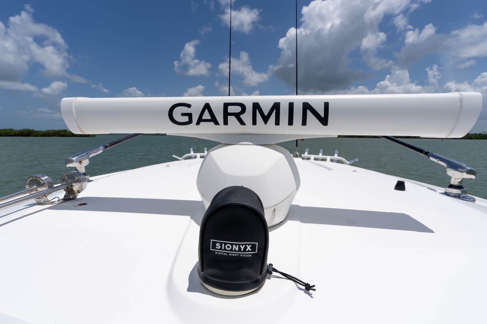 2023 Everglades 395 Center Console - Photo 42