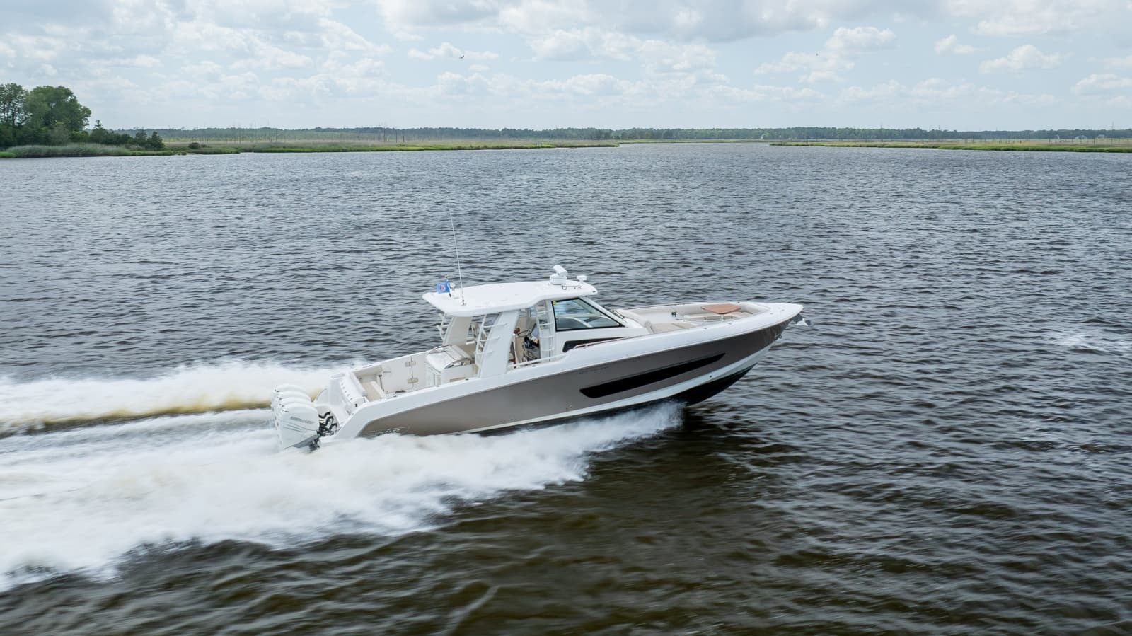 2017 Boston Whaler 420 Outrage - Photo 6